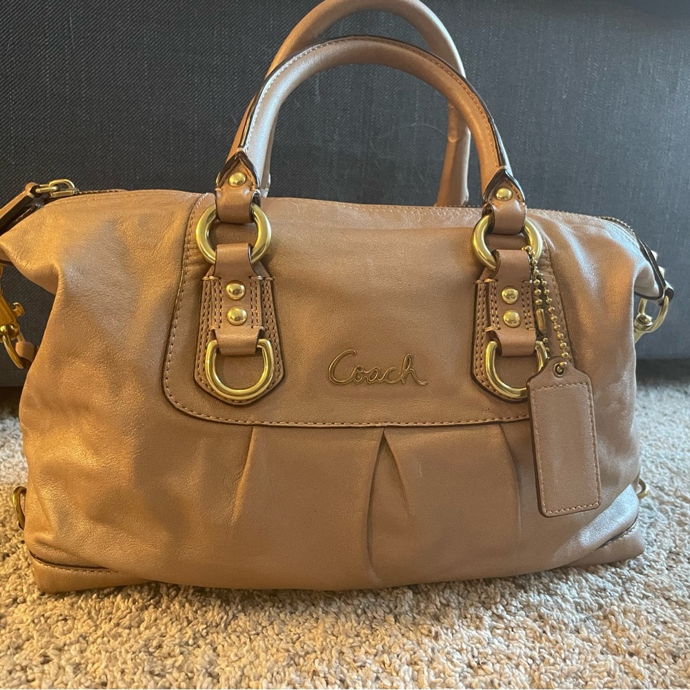 COACH ASHELY LEATHER SATCHEL RARE COLOR VINTAGE